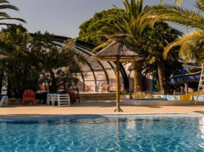 Chalet de Luxe au Calme avec Piscines Chauffées, Clim et Prestations Haut de Gamme - FR-1-778-24